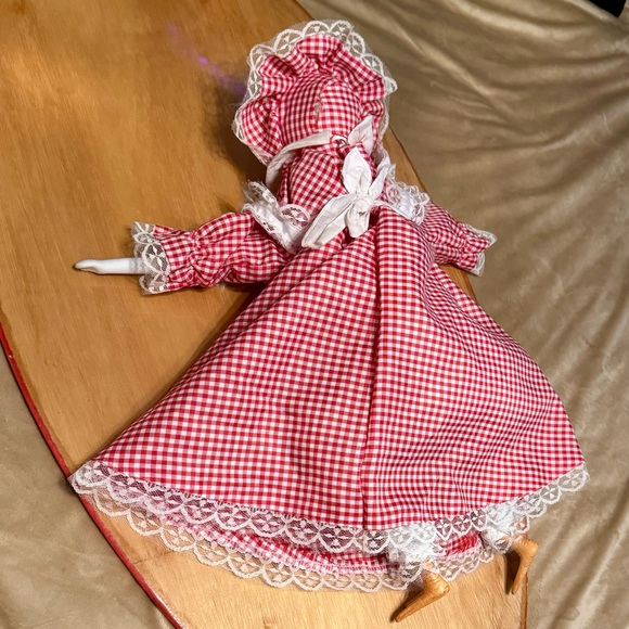 Rare Vintage 1984 Porcelain 17” Mother Goose by Albert E. Price - Picture 7 of 11